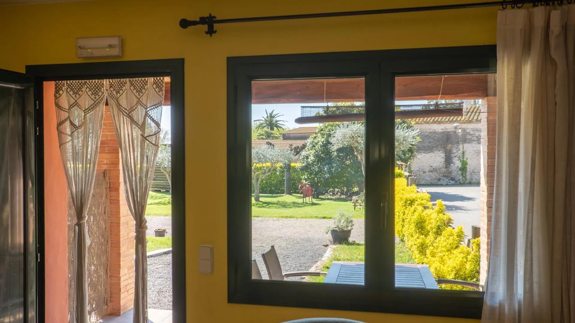 Can Pujol - Casitas De Turismo Rural En El Baix Emporda Serra de Daró España